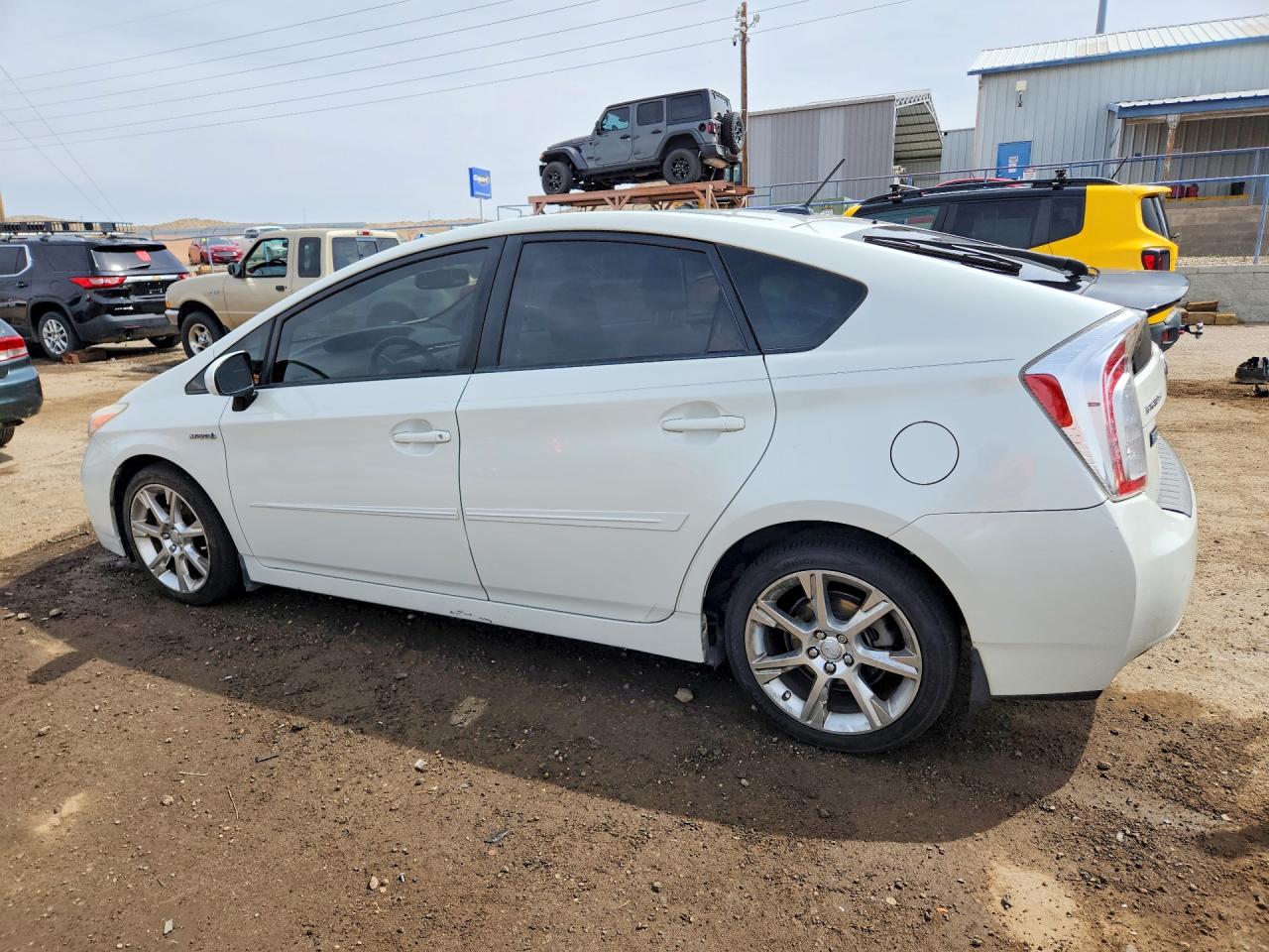 2013 TOYOTA PRIUS FOUR photo 3