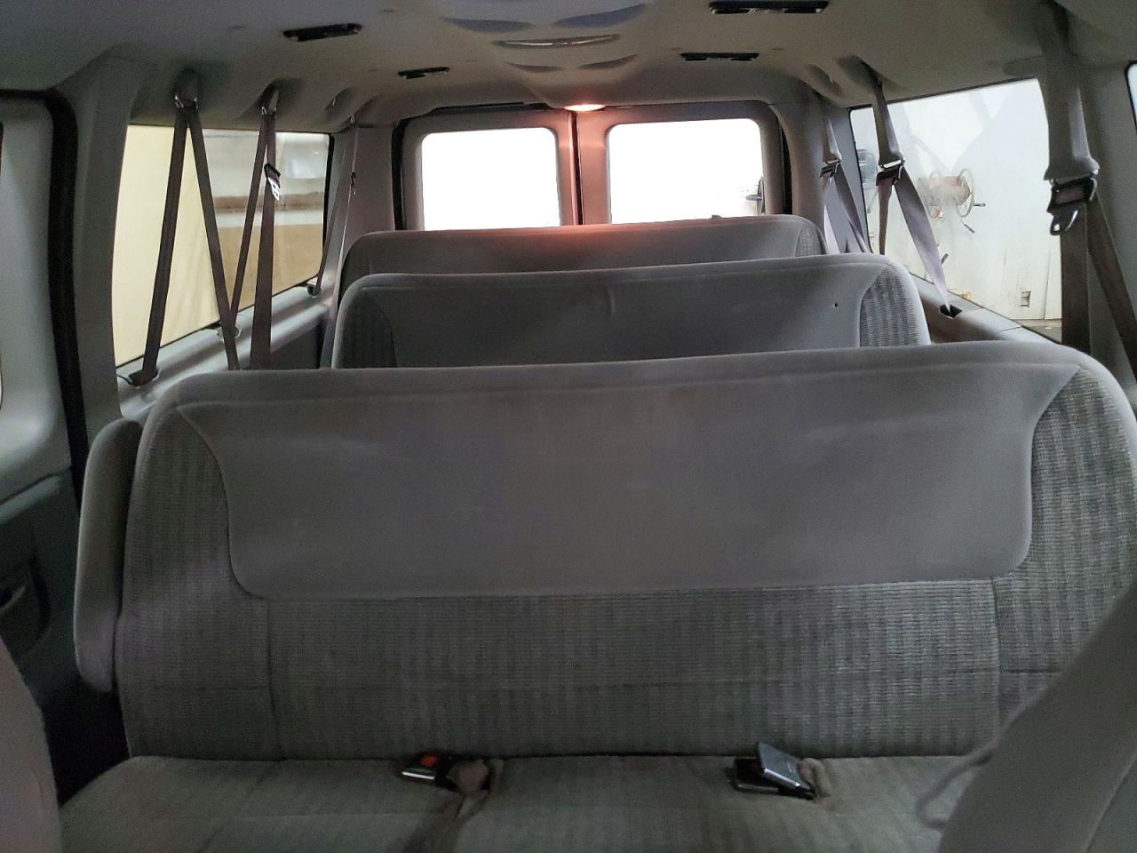 2008 FORD ECONOLINE E350 SUPER DUTY WAGON photo 28