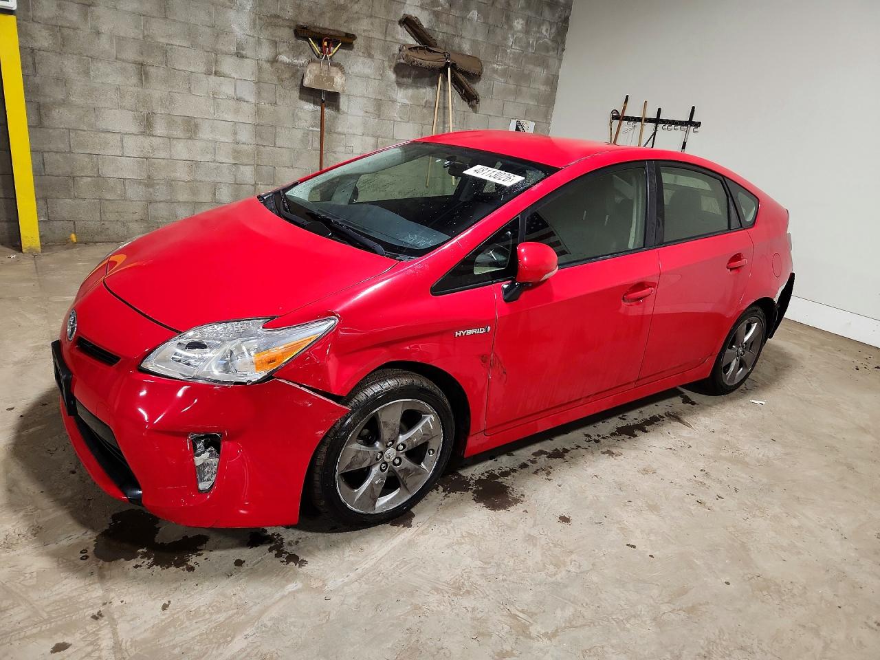 2015 TOYOTA PRIUS
