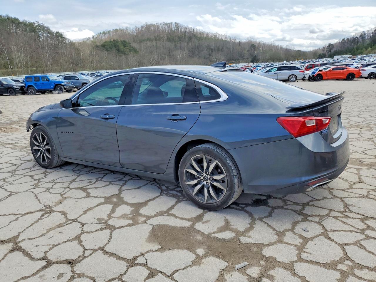 2021 CHEVROLET MALIBU RS photo 3