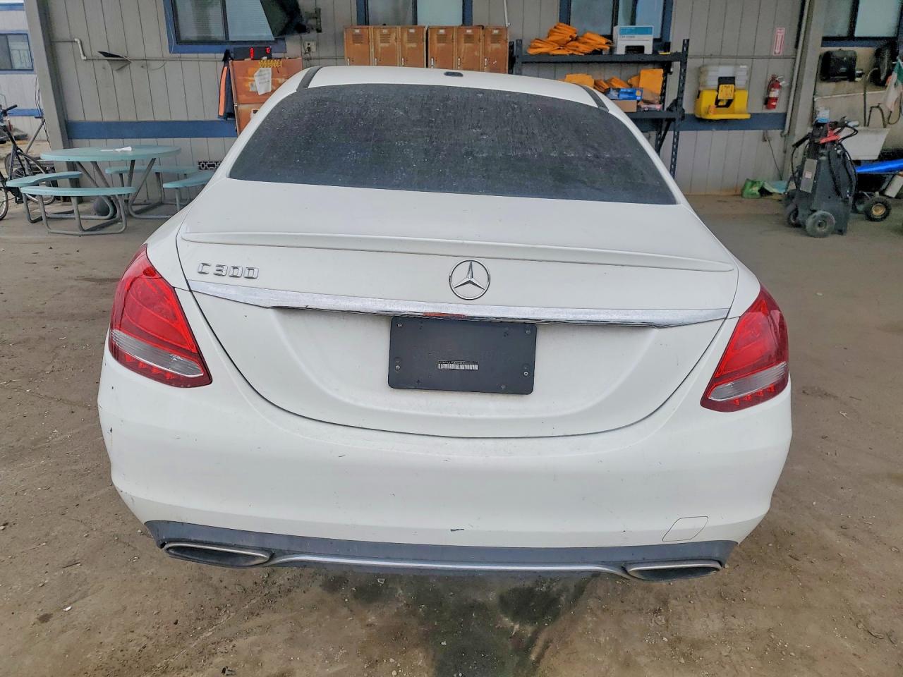 2015 MERCEDES-BENZ C 300 photo 16