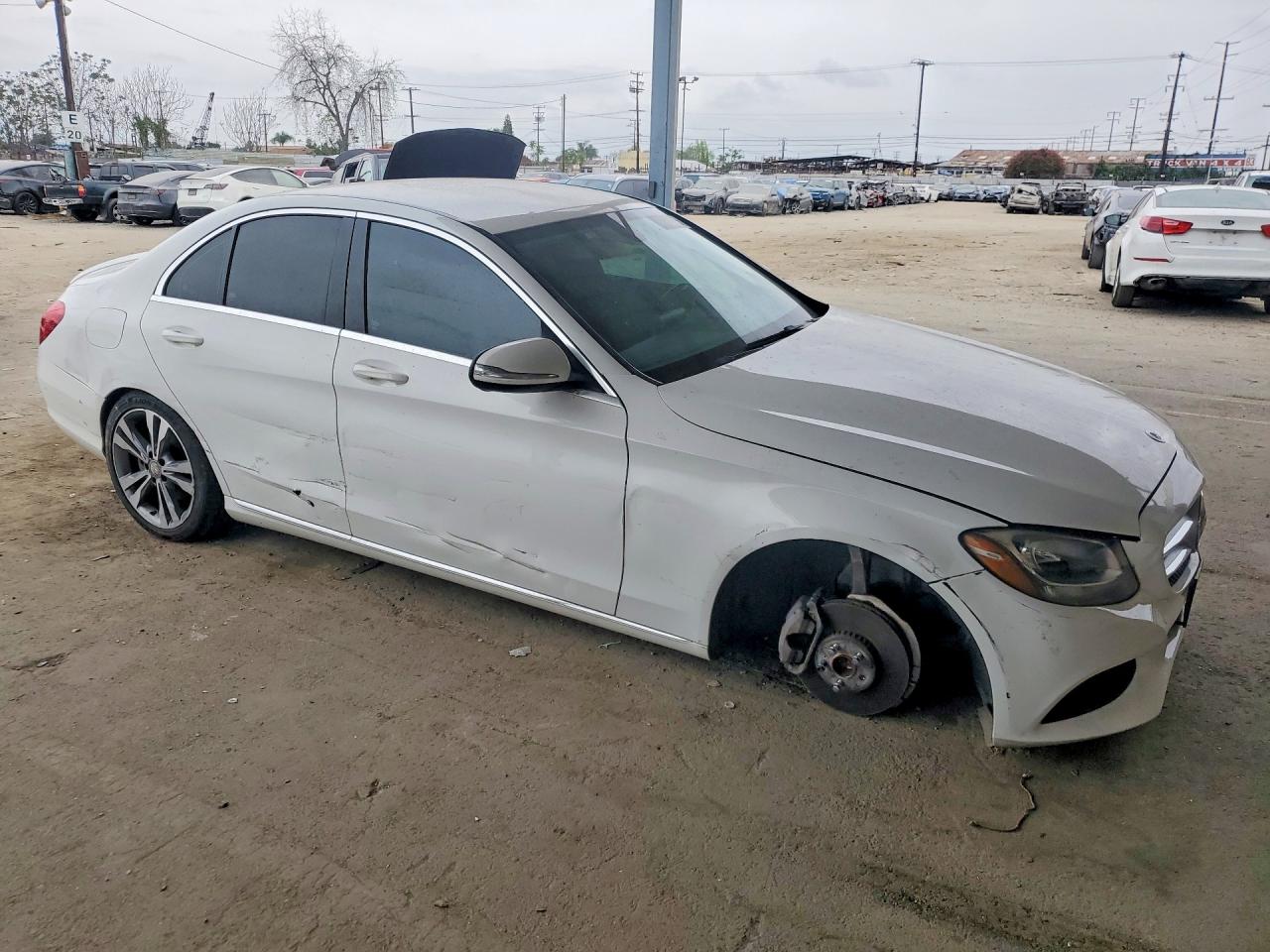 2015 MERCEDES-BENZ C 300 photo 10