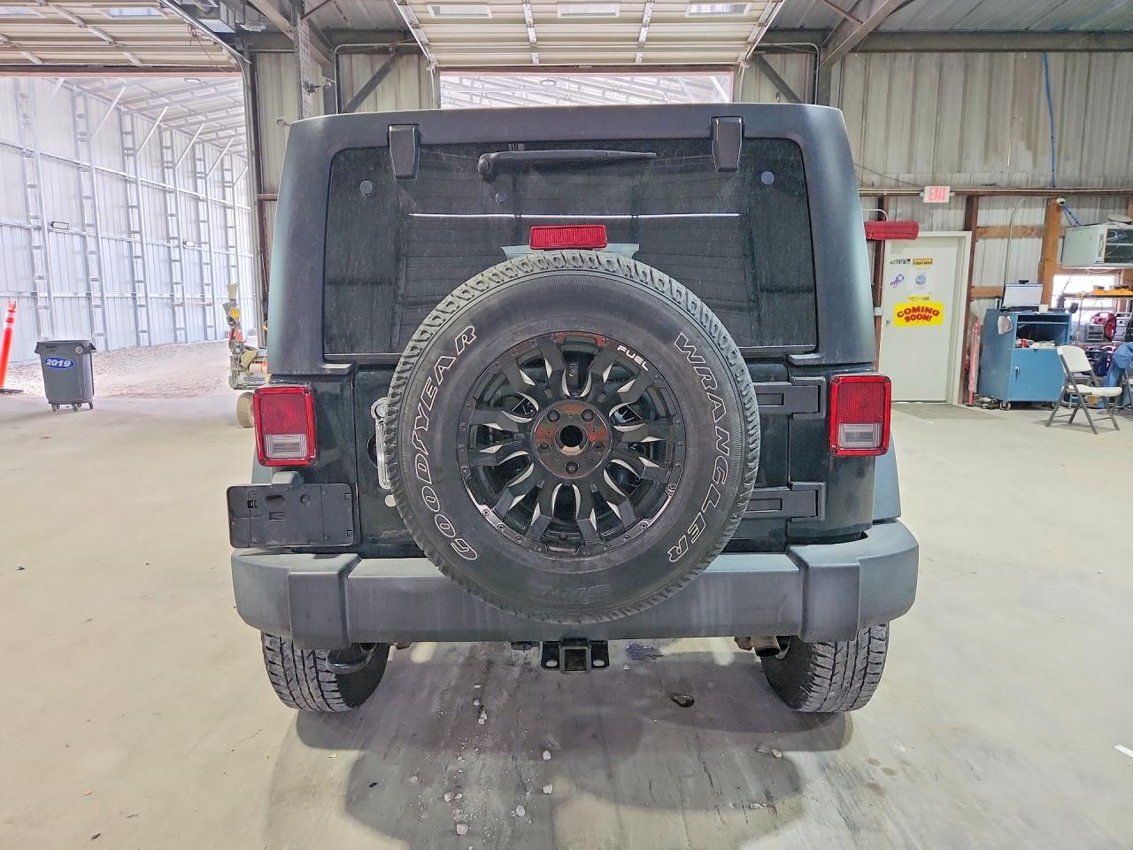 2016 JEEP WRANGLER UNLIMITED SPORT photo 11