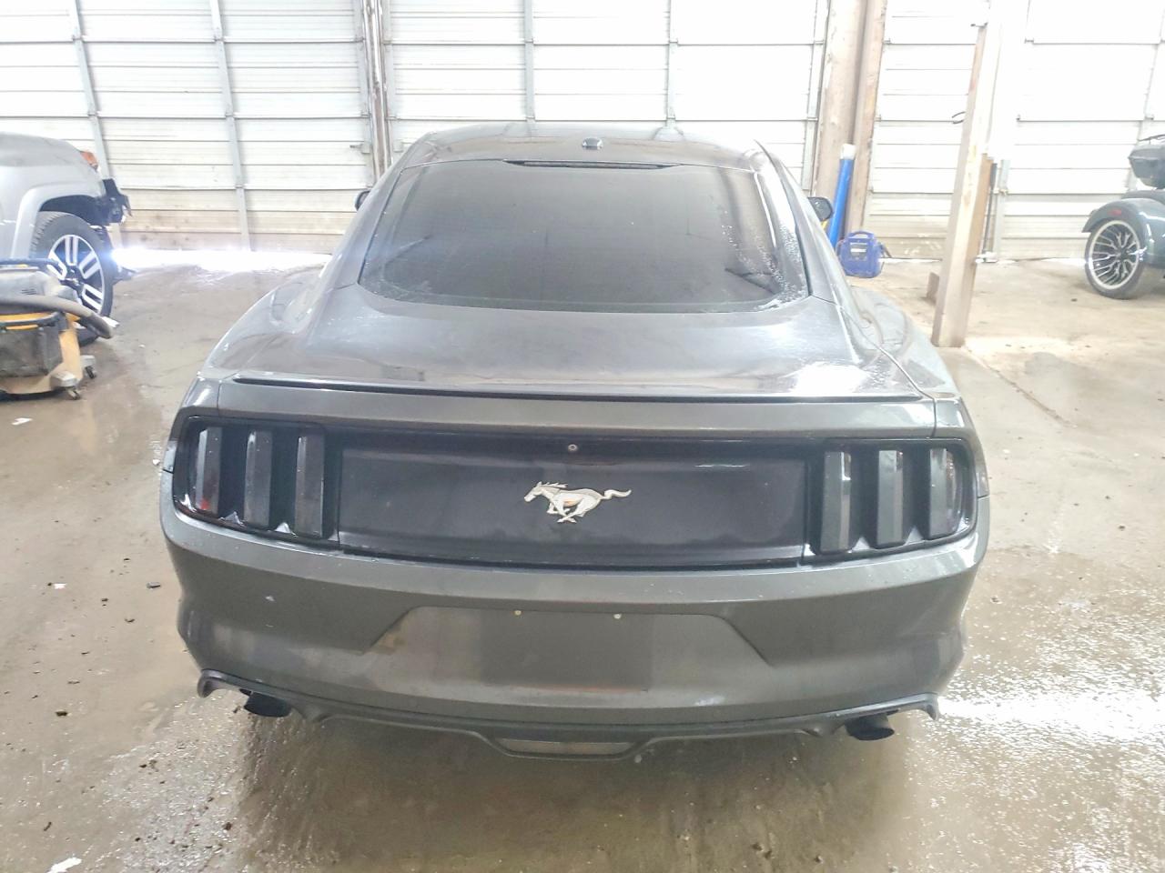 2015 FORD MUSTANG photo 6