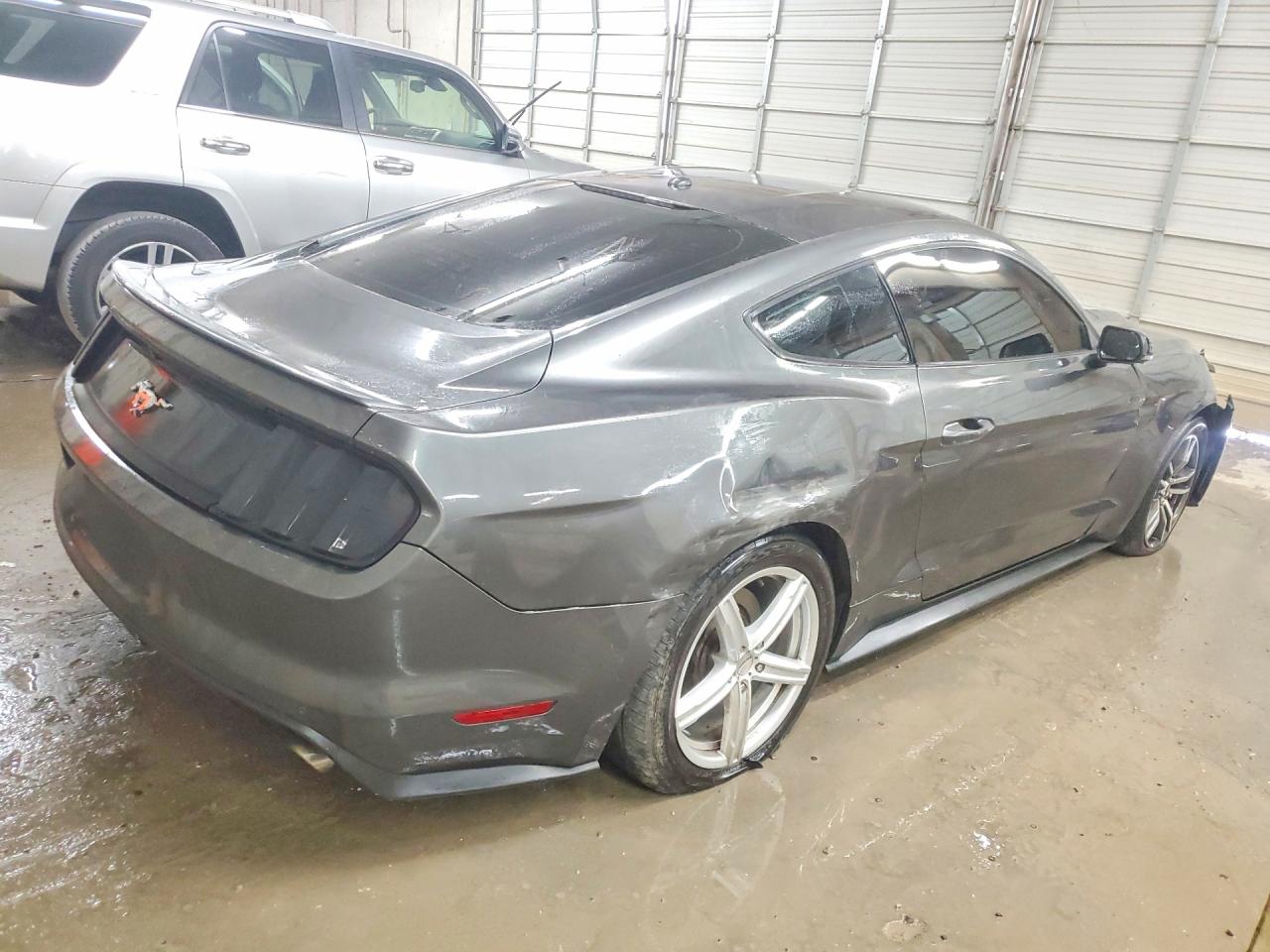 2015 FORD MUSTANG photo 3