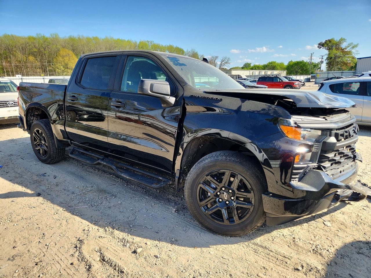 2023 CHEVROLET SILVERADO K1500 CUSTOM photo 4