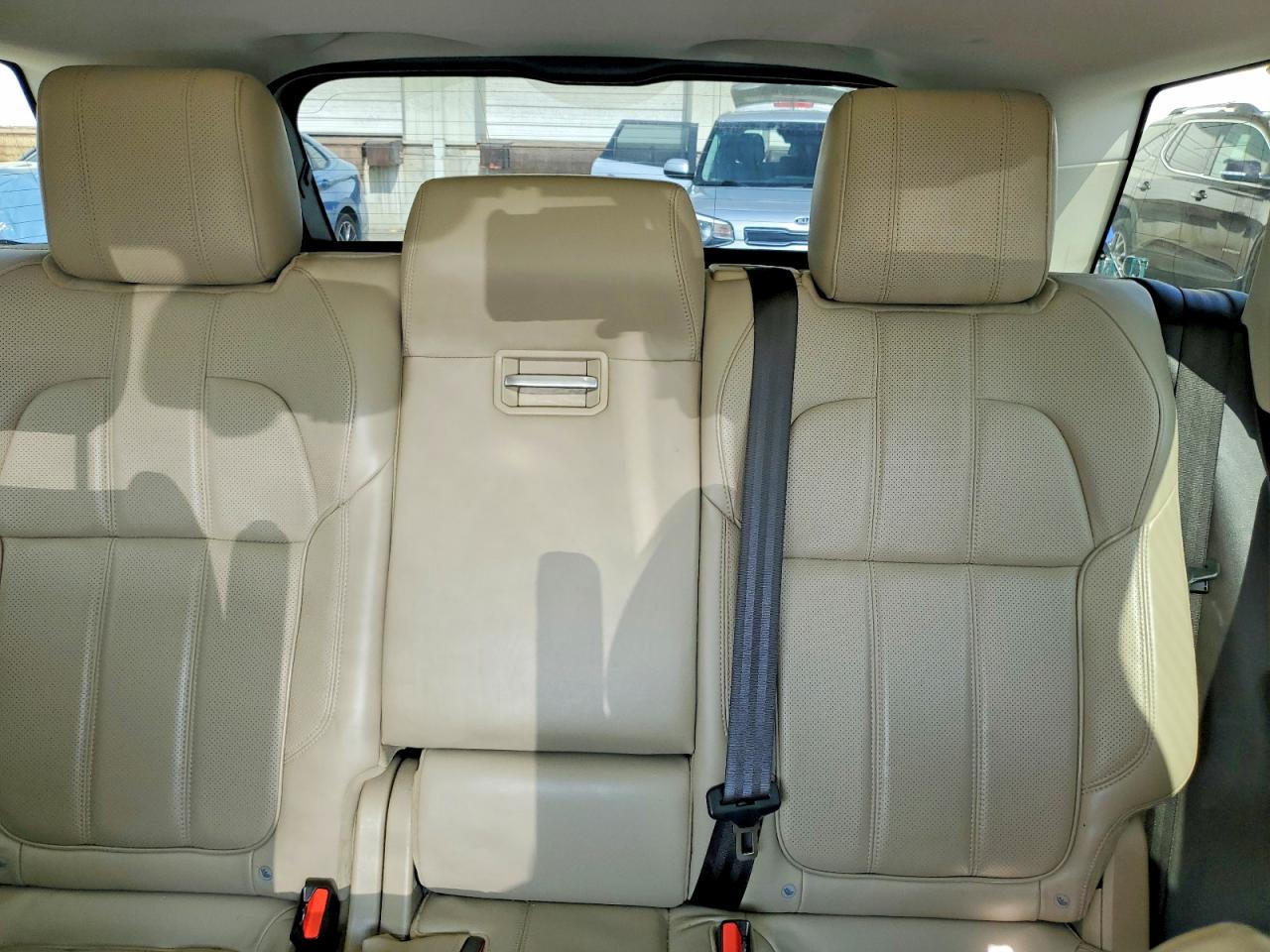 2015 LAND ROVER RANGE ROVER SPORT HSE photo 28