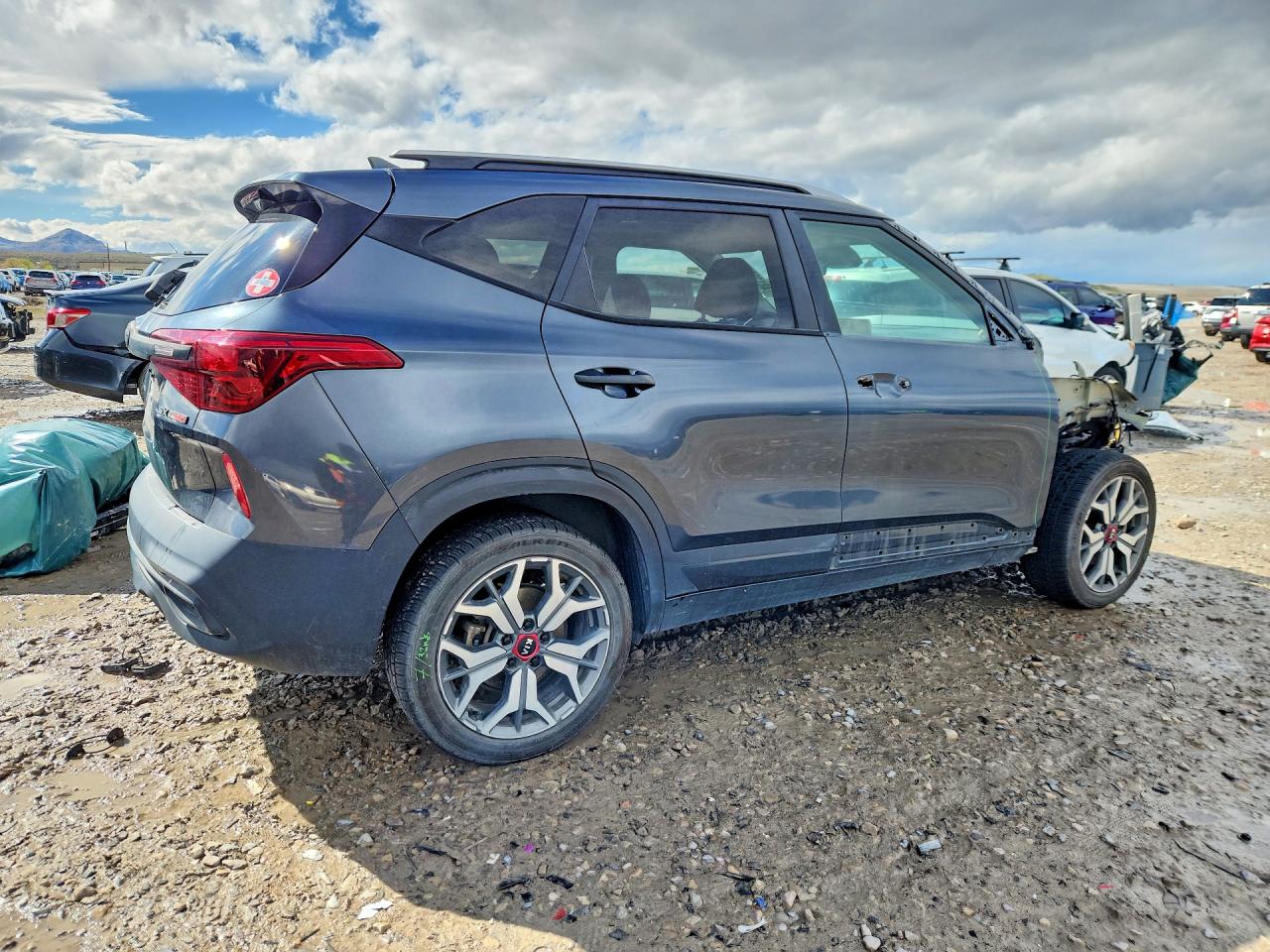 2021 KIA SELTOS SX TURBO photo 3