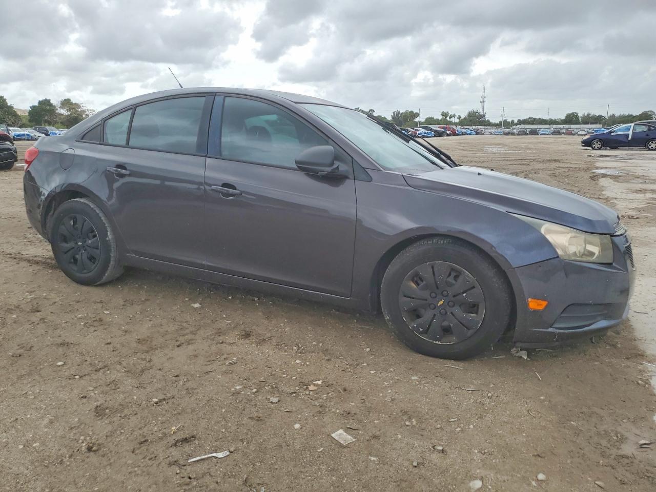 2014 CHEVROLET CRUZE LS photo 7