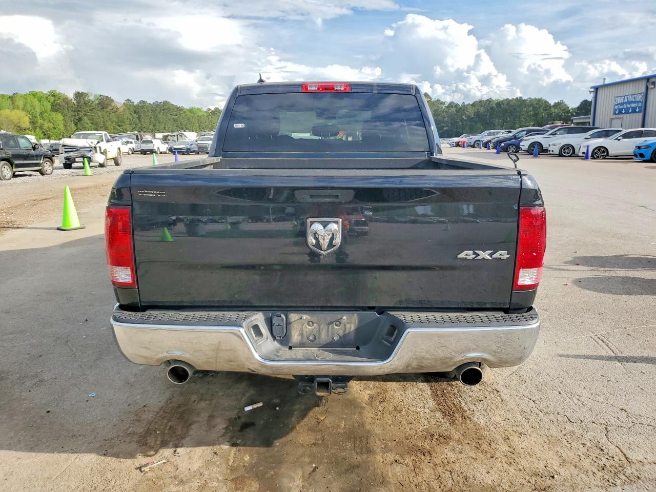 2024 RAM 1500 CLASSIC TRADESMAN photo 6