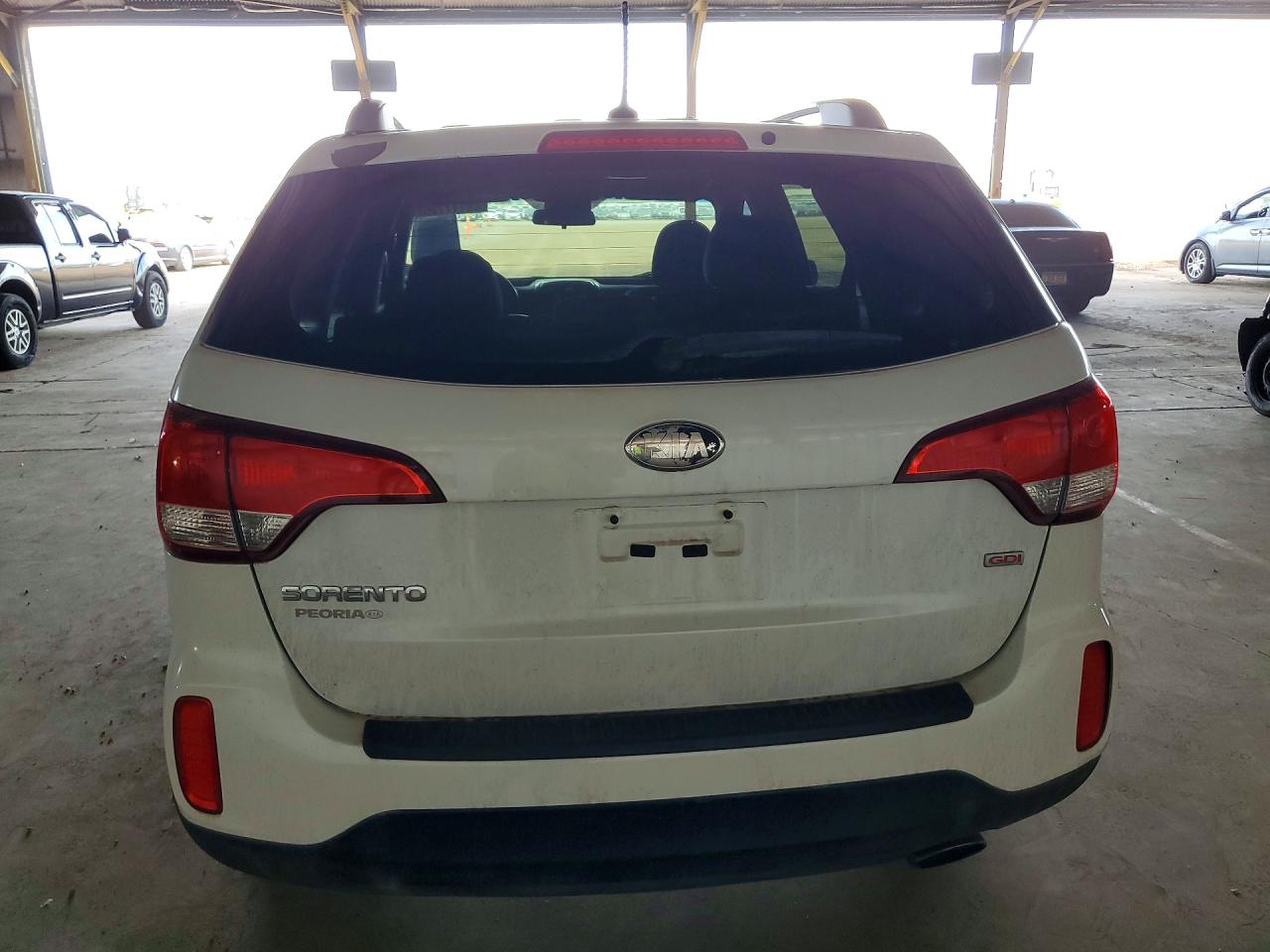 2015 KIA SORENTO LX photo 11