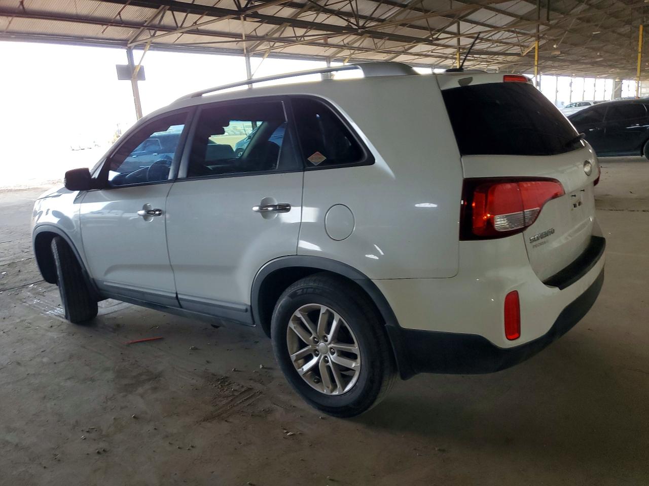 2015 KIA SORENTO LX photo 3