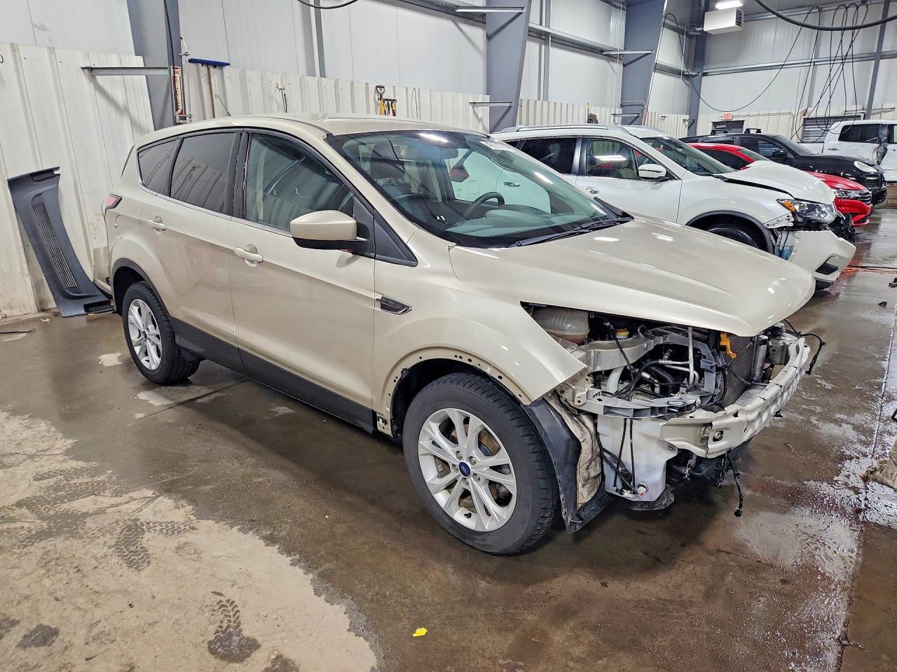 2017 FORD ESCAPE SE photo 7