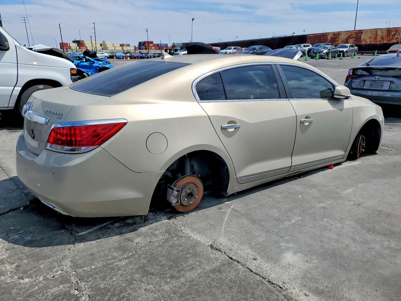 2011 BUICK LACROSSE CXS photo 5