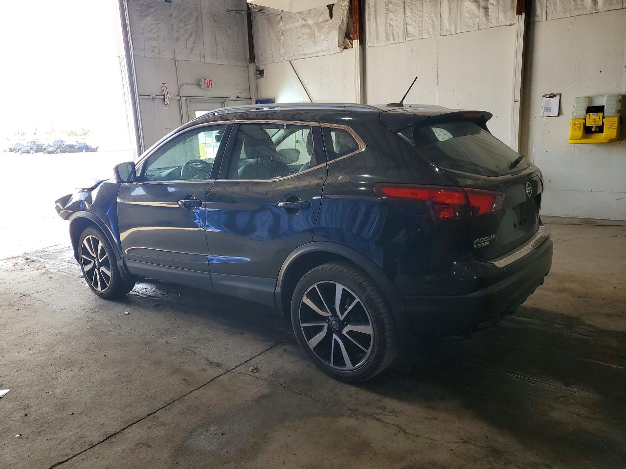 2019 NISSAN ROGUE SPORT SL photo 3