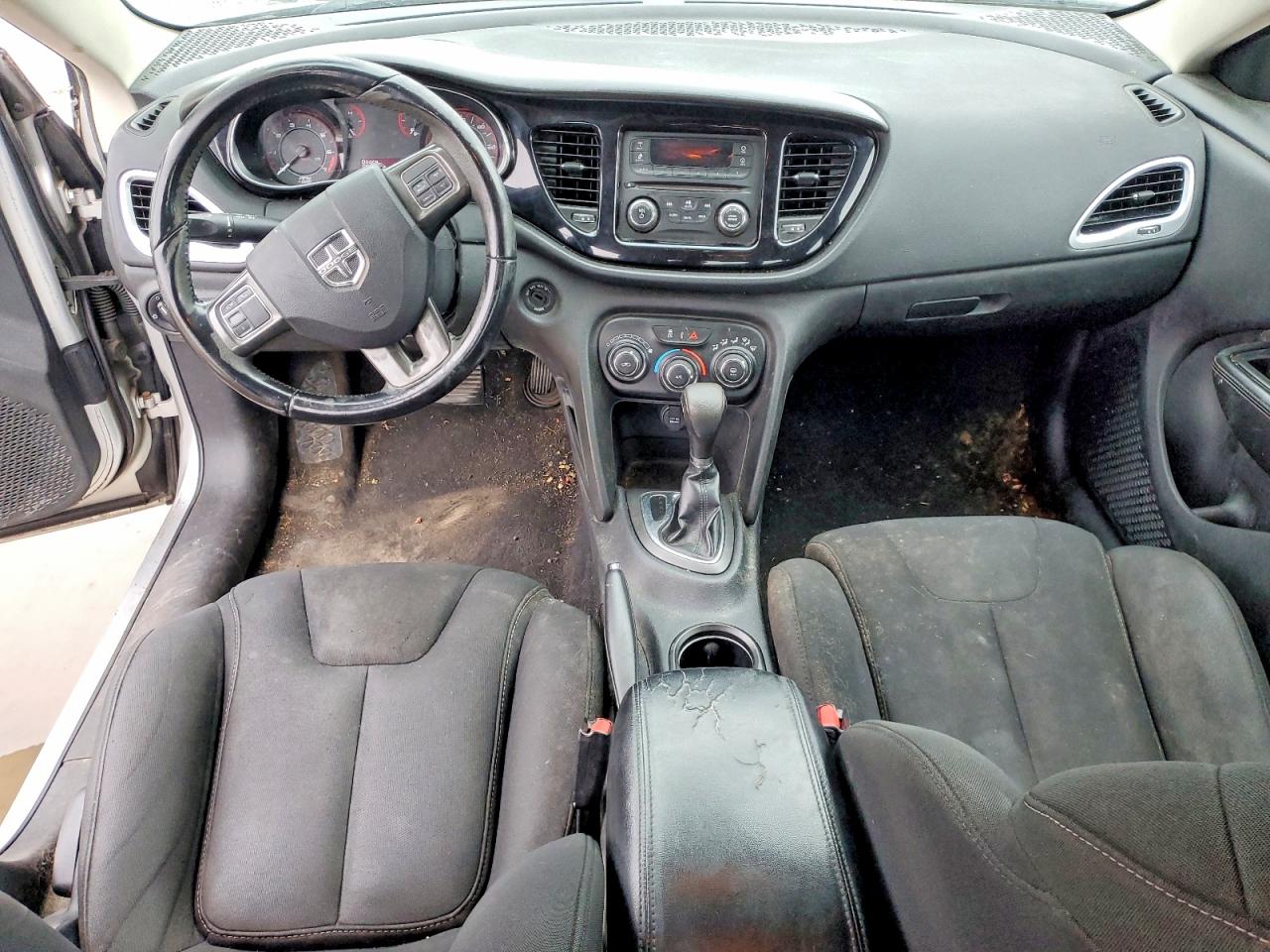 2013 DODGE DART SXT photo 15