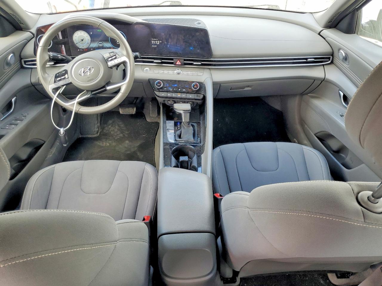 2023 HYUNDAI ELANTRA SEL photo 22