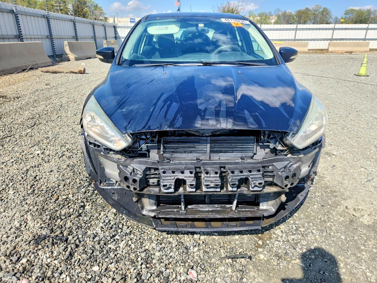 2017 FORD FOCUS SE photo 13