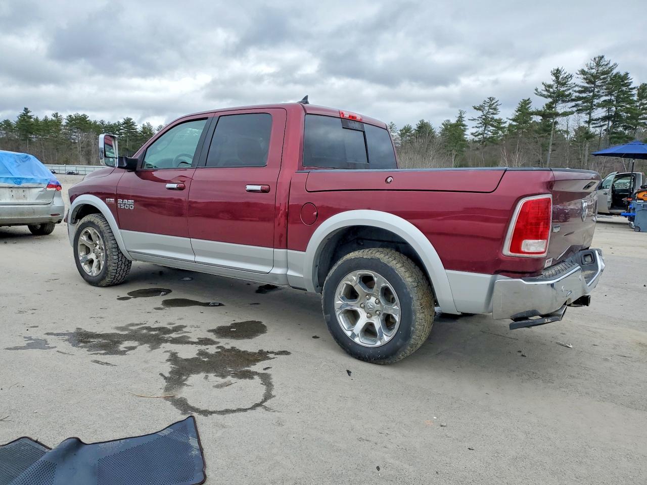 2017 RAM 1500 LARAMIE photo 3