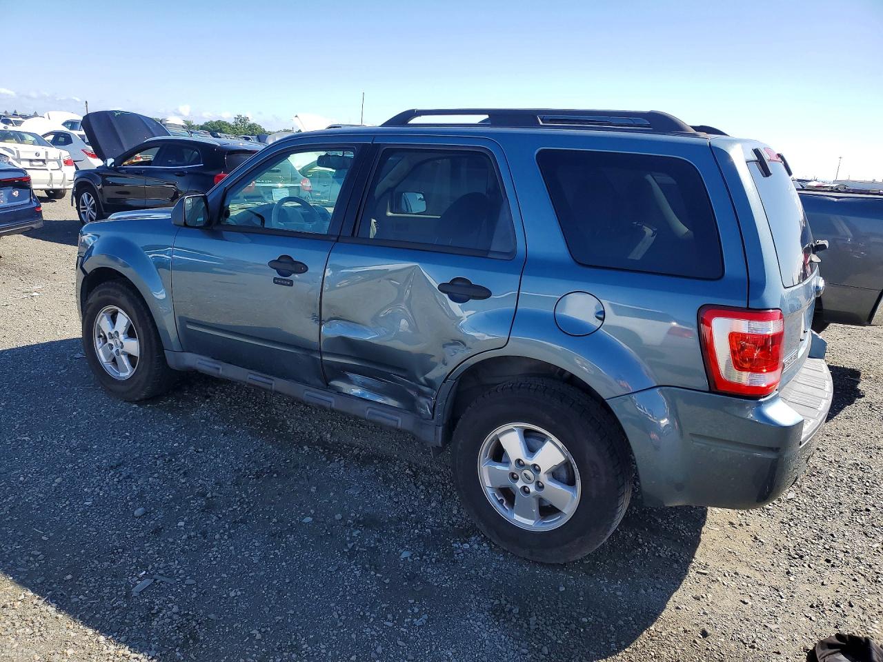 2012 FORD ESCAPE XLT photo 3
