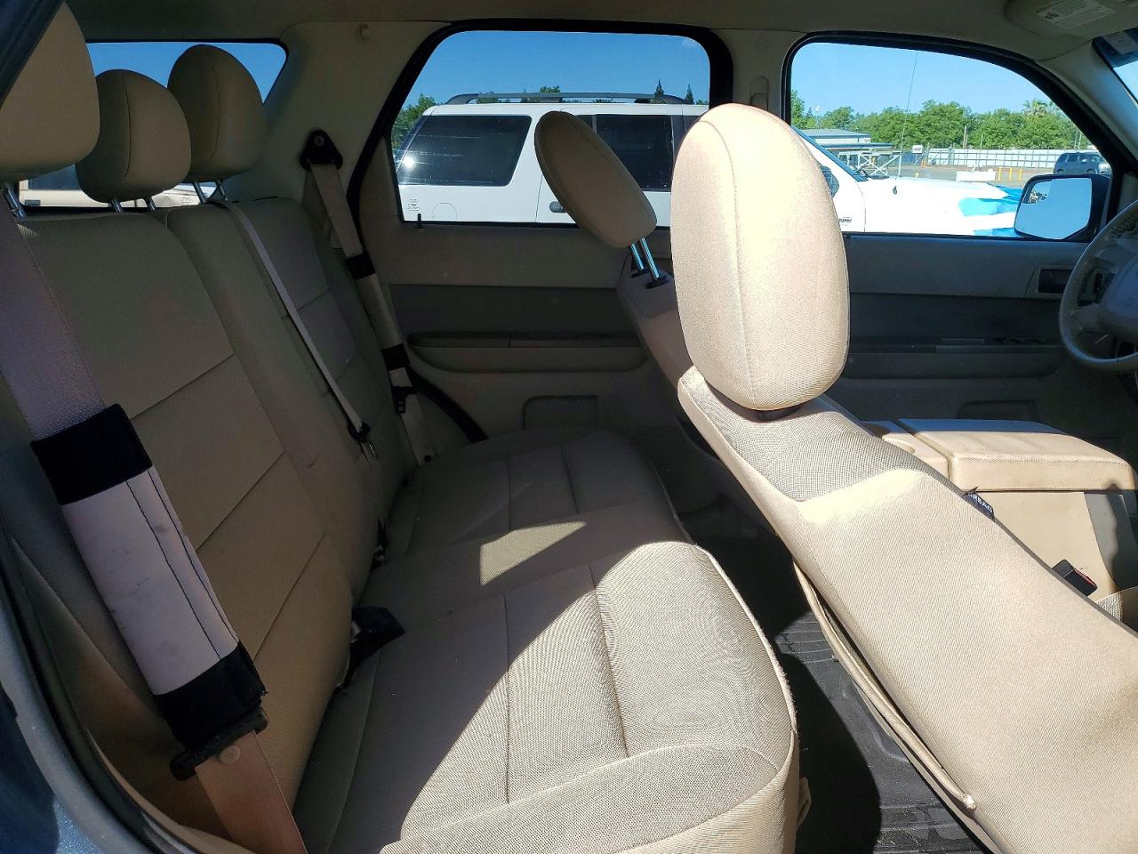 2012 FORD ESCAPE XLT photo 21
