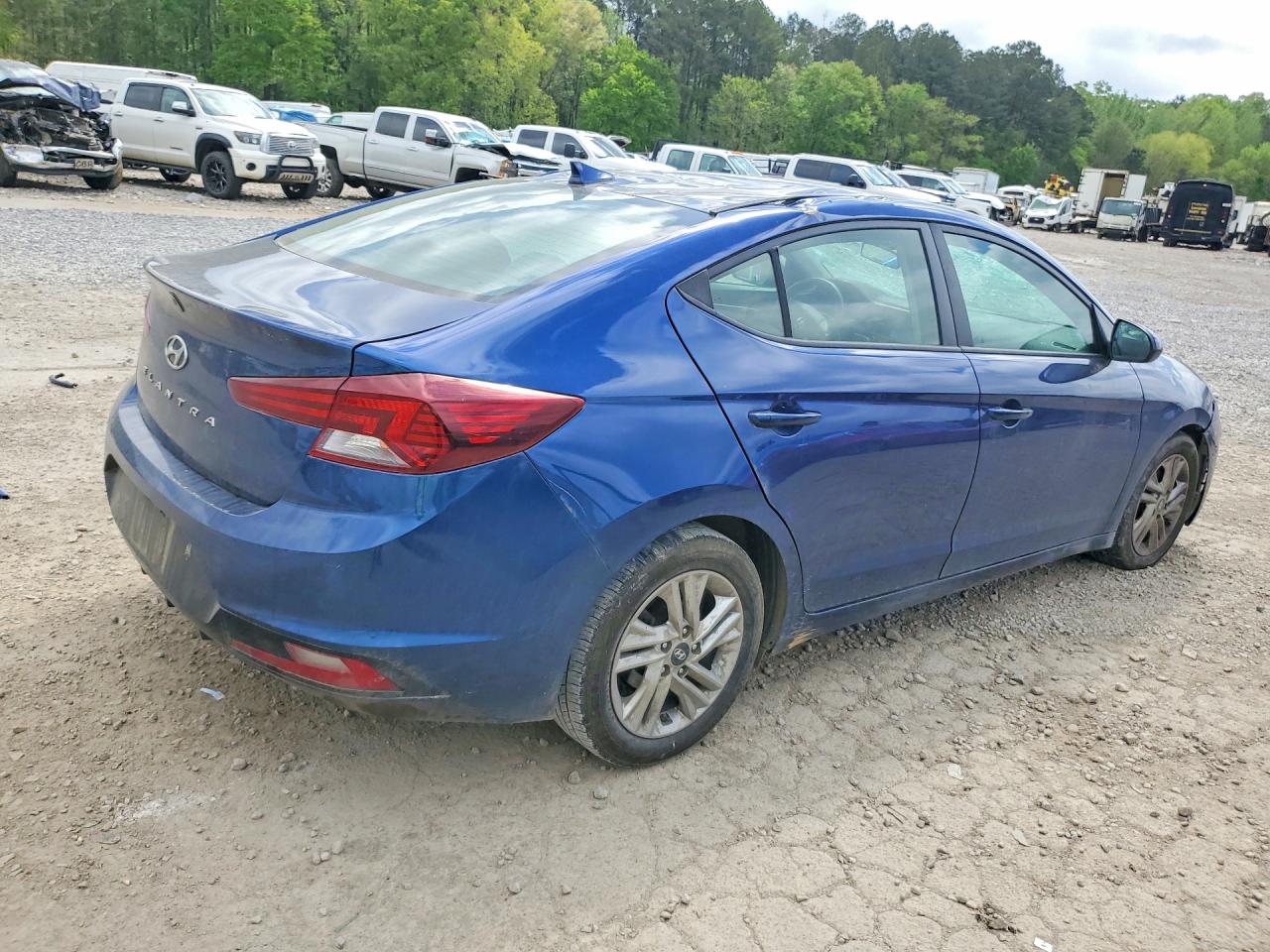 2020 HYUNDAI ELANTRA photo 7