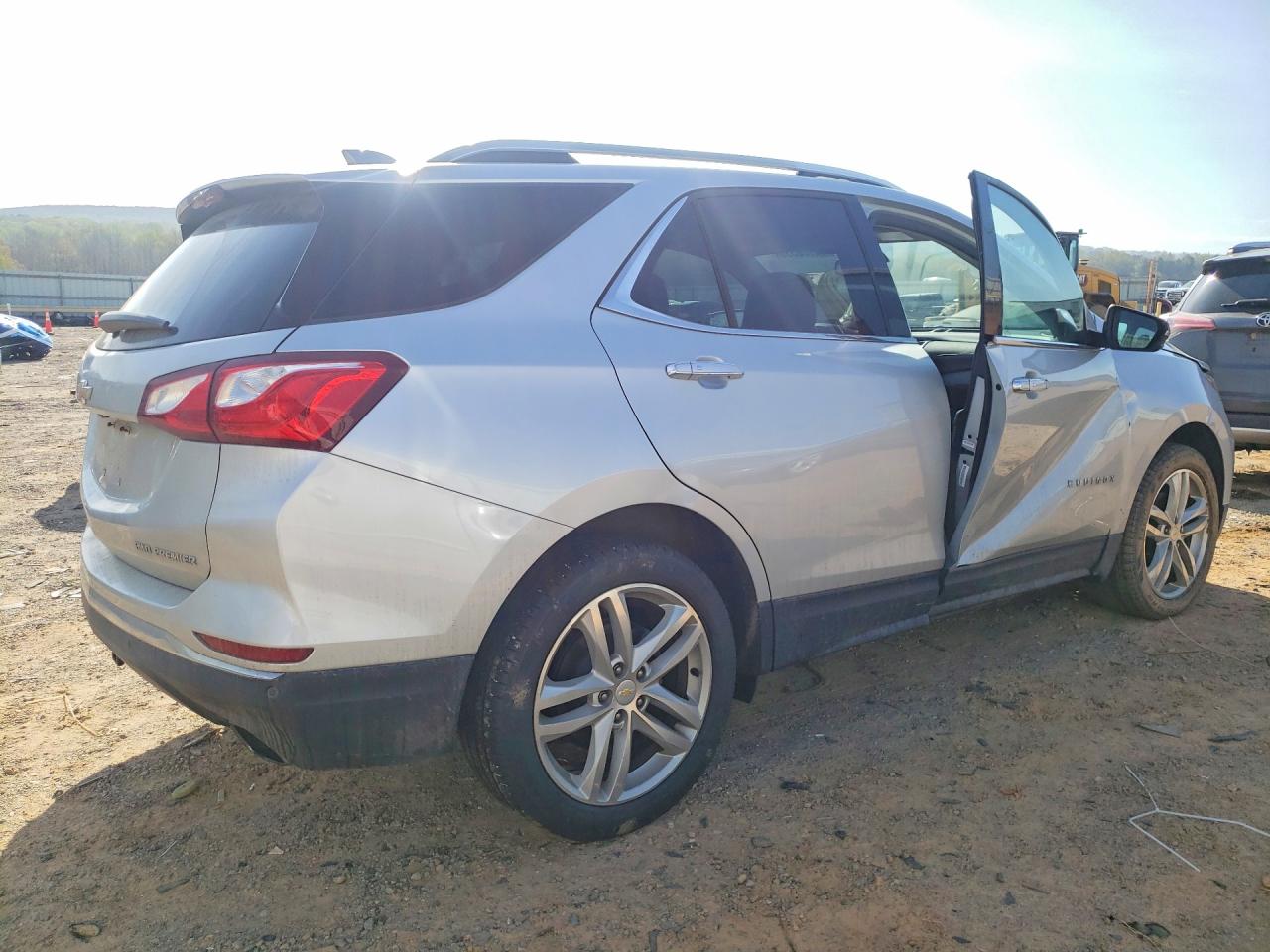 2019 CHEVROLET EQUINOX PREMIER photo 5