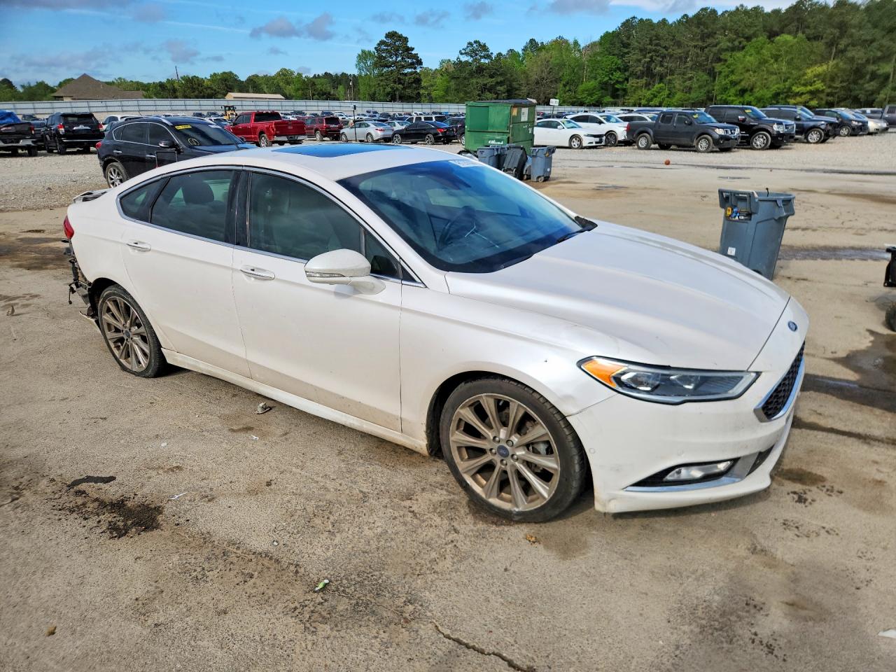 2017 FORD FUSION photo 4