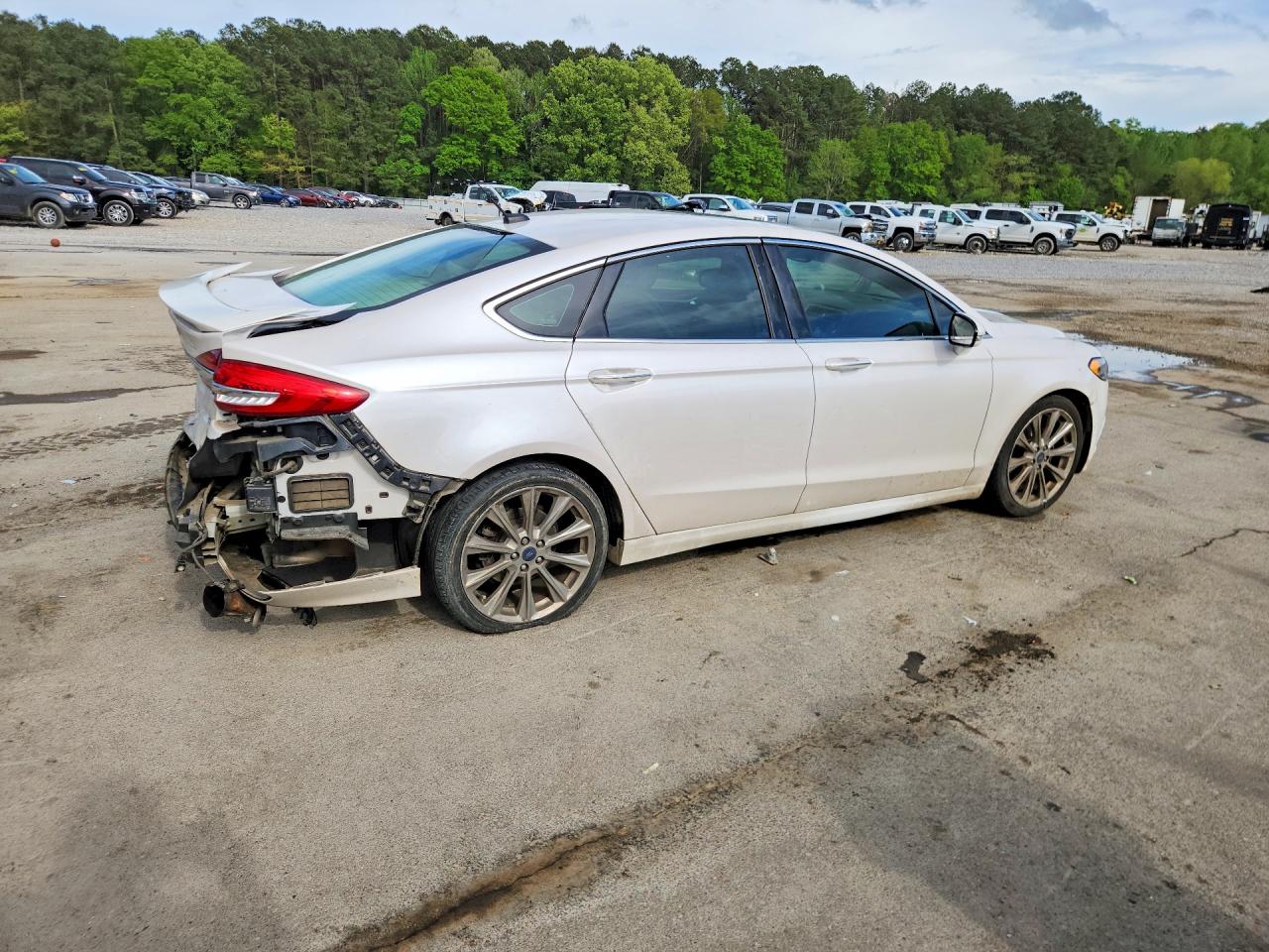 2017 FORD FUSION photo 3