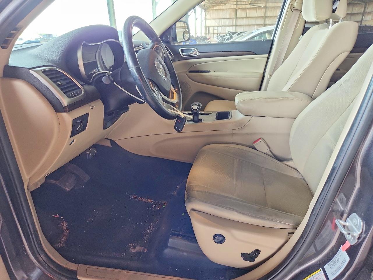 2015 JEEP GRAND CHEROKEE LAREDO photo 13