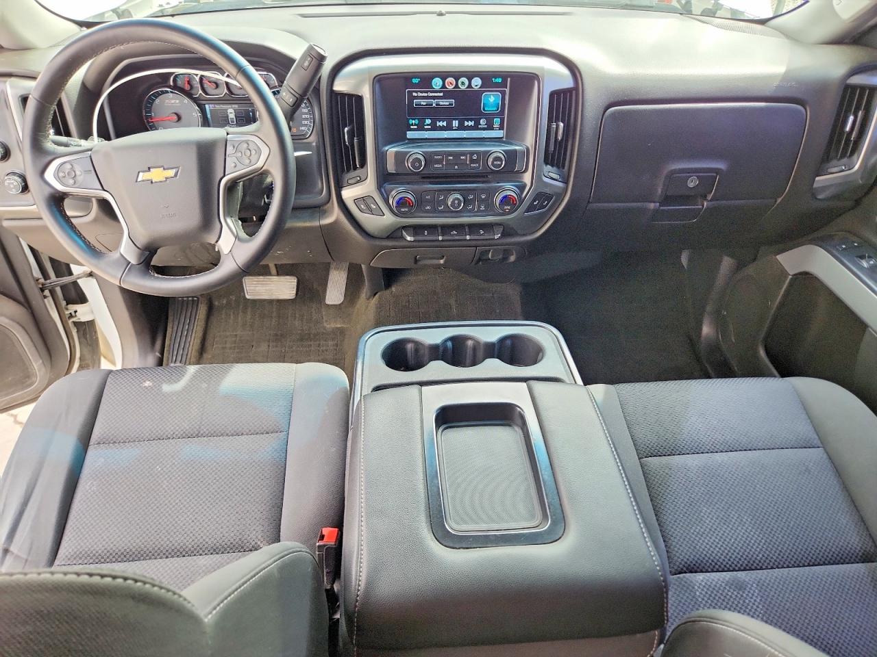 2018 CHEVROLET SILVERADO K1500 LT photo 15