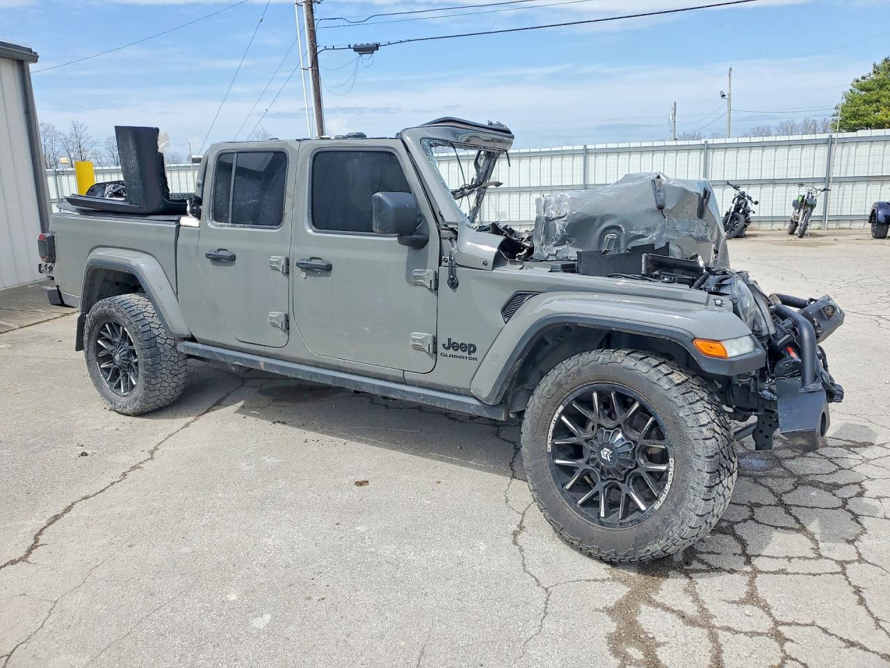 2021 JEEP GLADIATOR SPORT photo 4