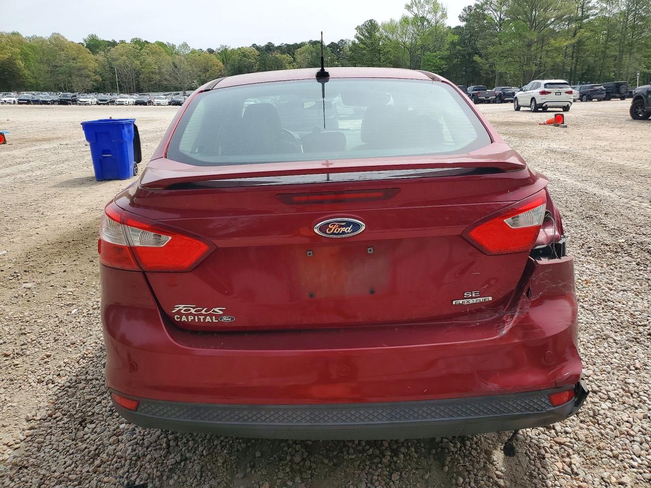2014 FORD FOCUS SE photo 16
