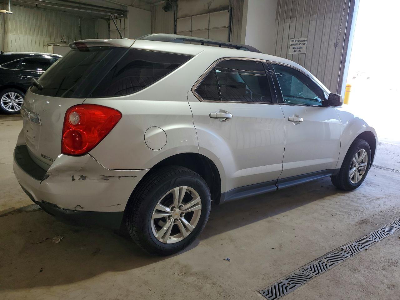 2014 CHEVROLET EQUINOX LT photo 5