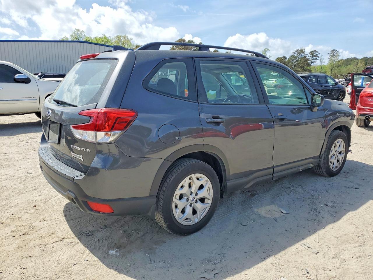 2020 SUBARU FORESTER photo 5