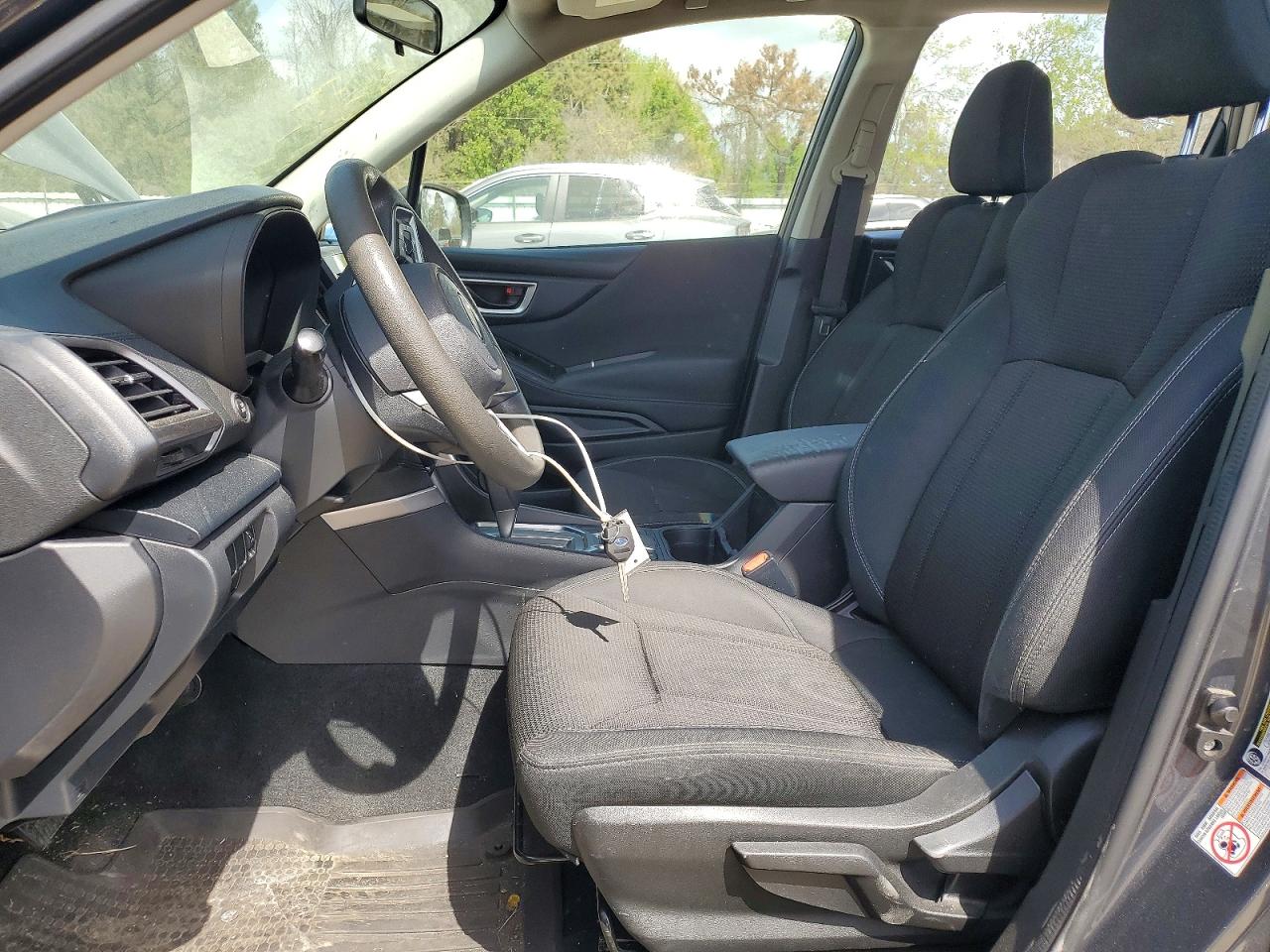 2020 SUBARU FORESTER photo 13