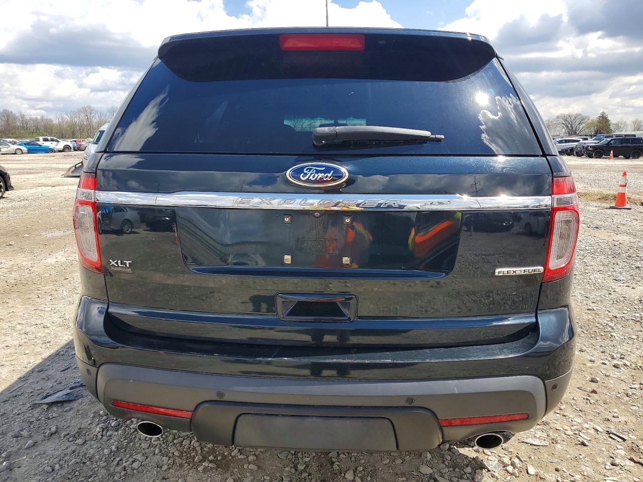 2014 FORD EXPLORER XLT photo 6