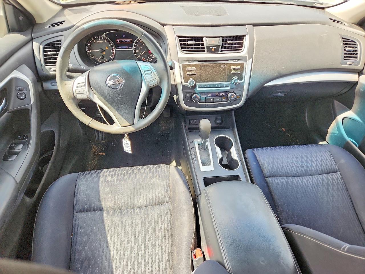 2017 NISSAN ALTIMA 2.5 SV photo 8