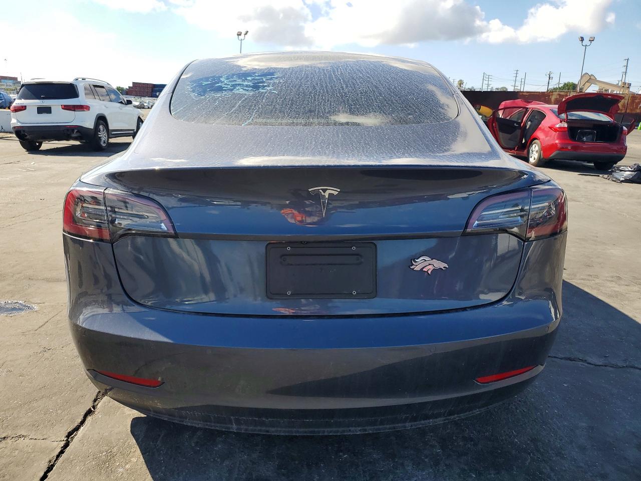 2022 TESLA MODEL 3 photo 6