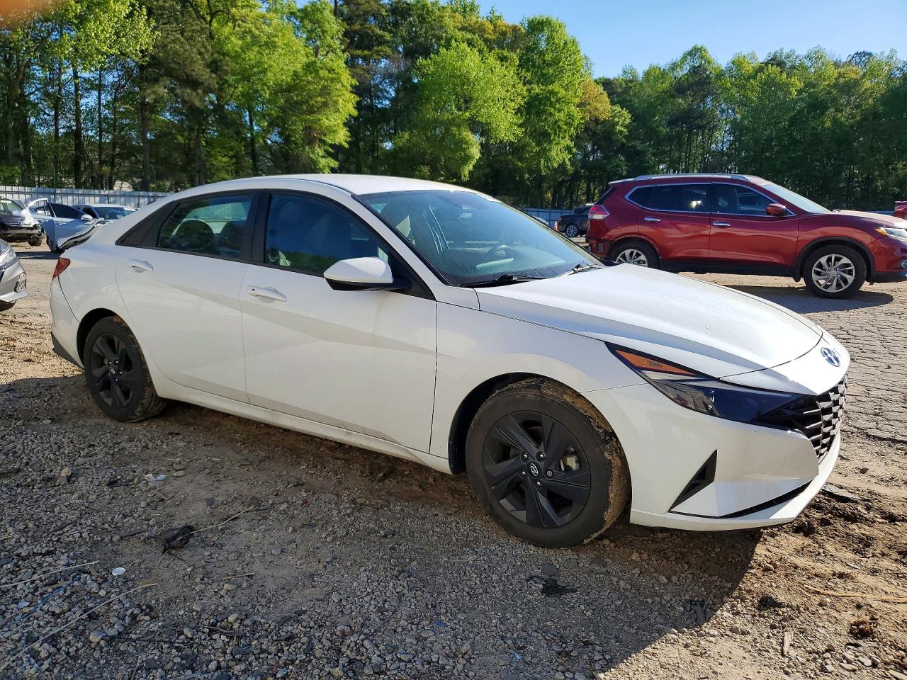 2022 HYUNDAI ELANTRA SEL photo 10