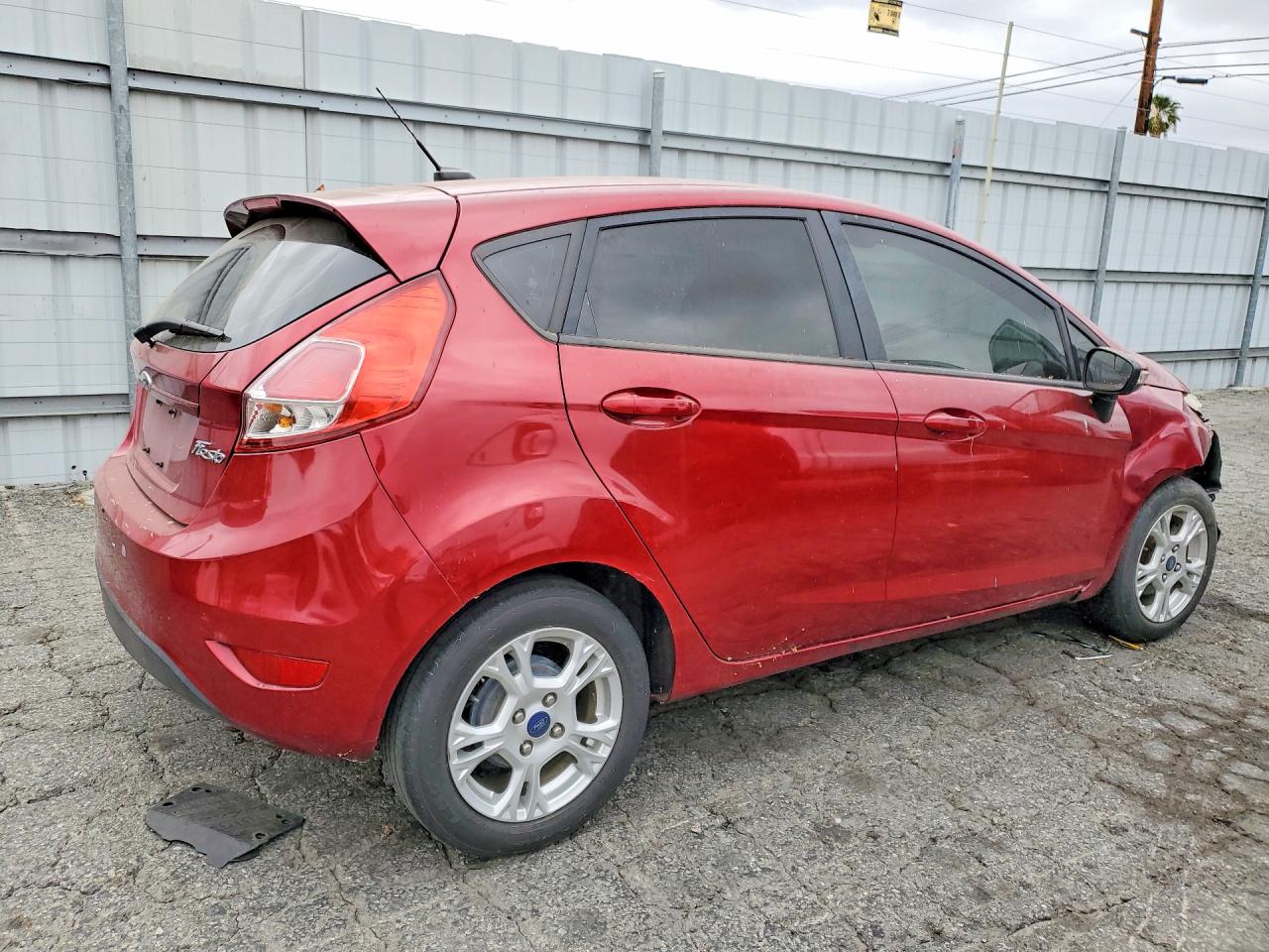 2015 FORD FIESTA SE photo 5