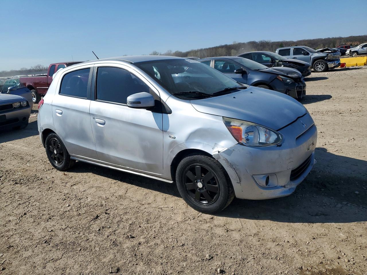 2015 MITSUBISHI MIRAGE ES photo 4