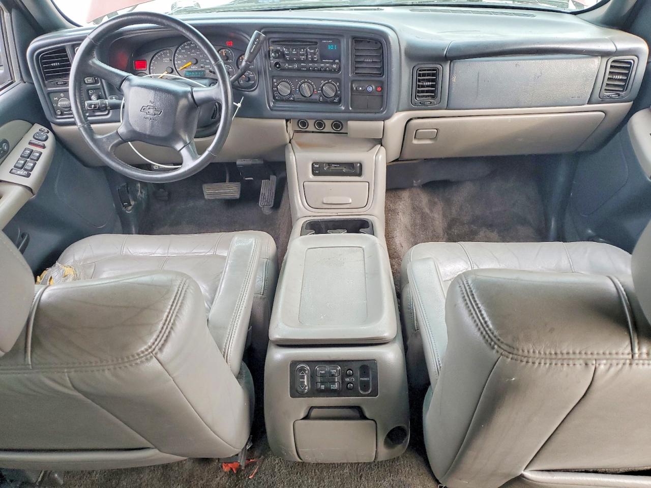 2001 CHEVROLET SUBURBAN K1500 photo 15