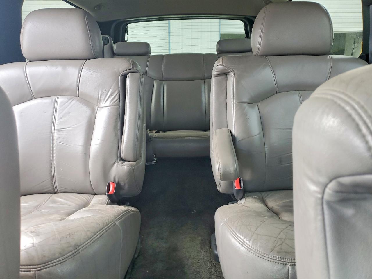 2001 CHEVROLET SUBURBAN K1500 photo 19