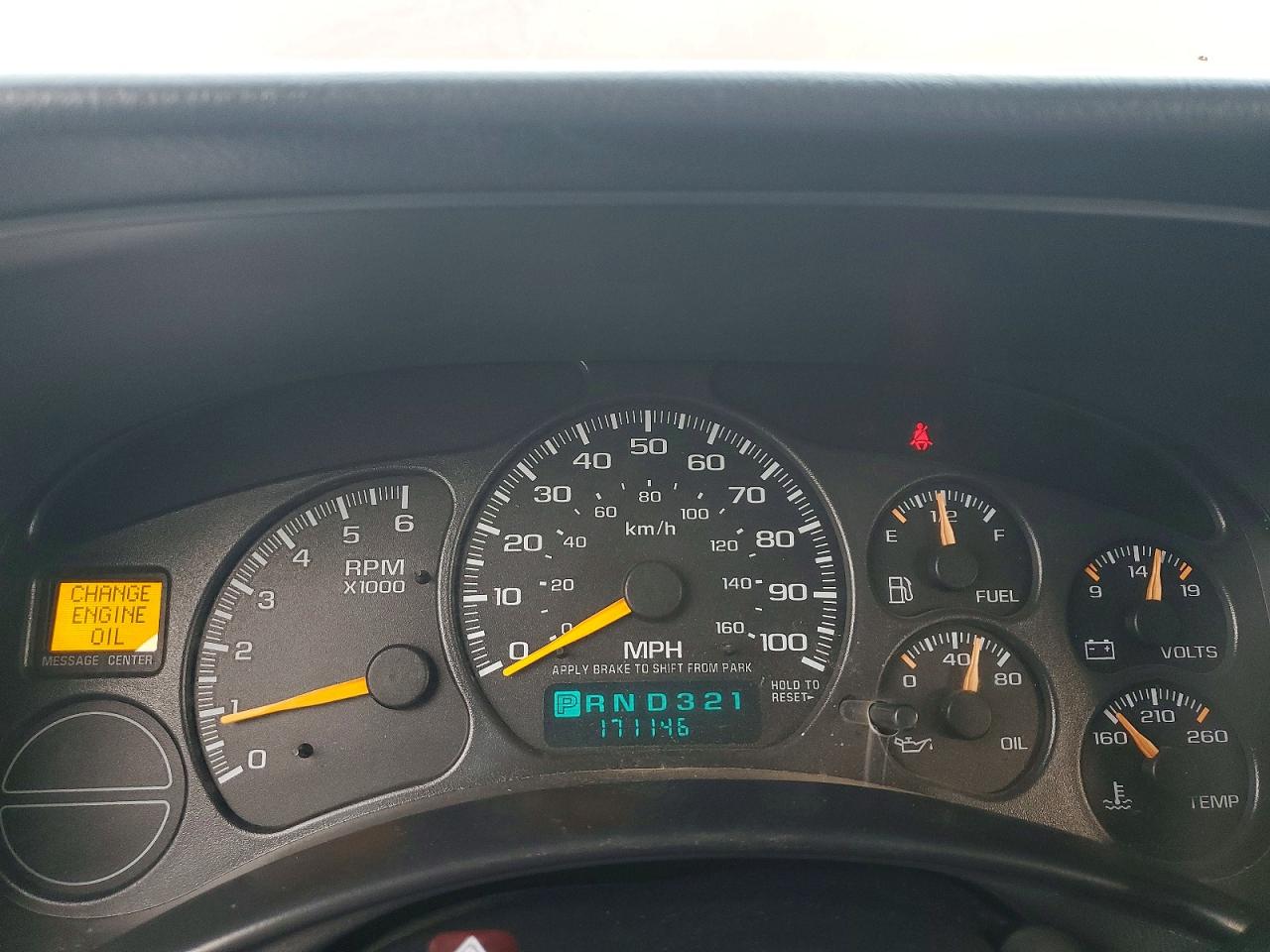 2001 CHEVROLET SUBURBAN K1500 photo 17