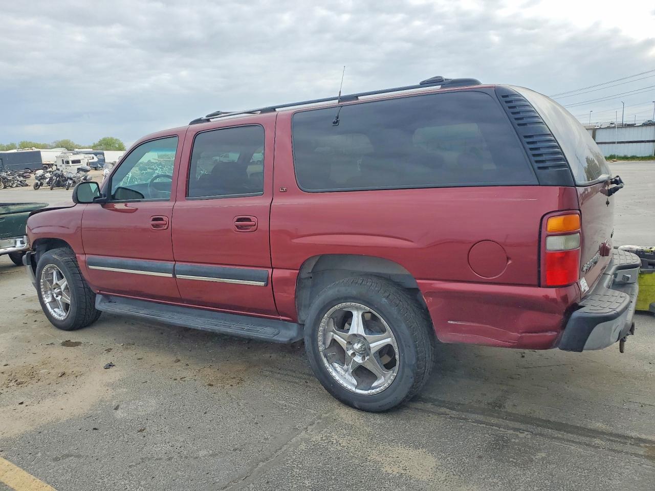 2001 CHEVROLET SUBURBAN K1500 photo 3