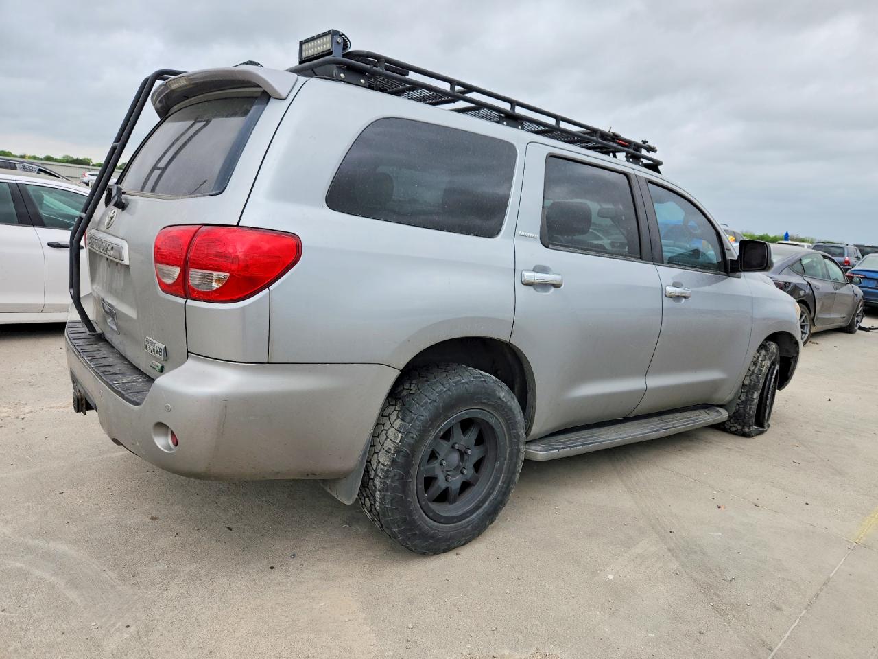 2015 TOYOTA SEQUOIA LIMITED photo 5