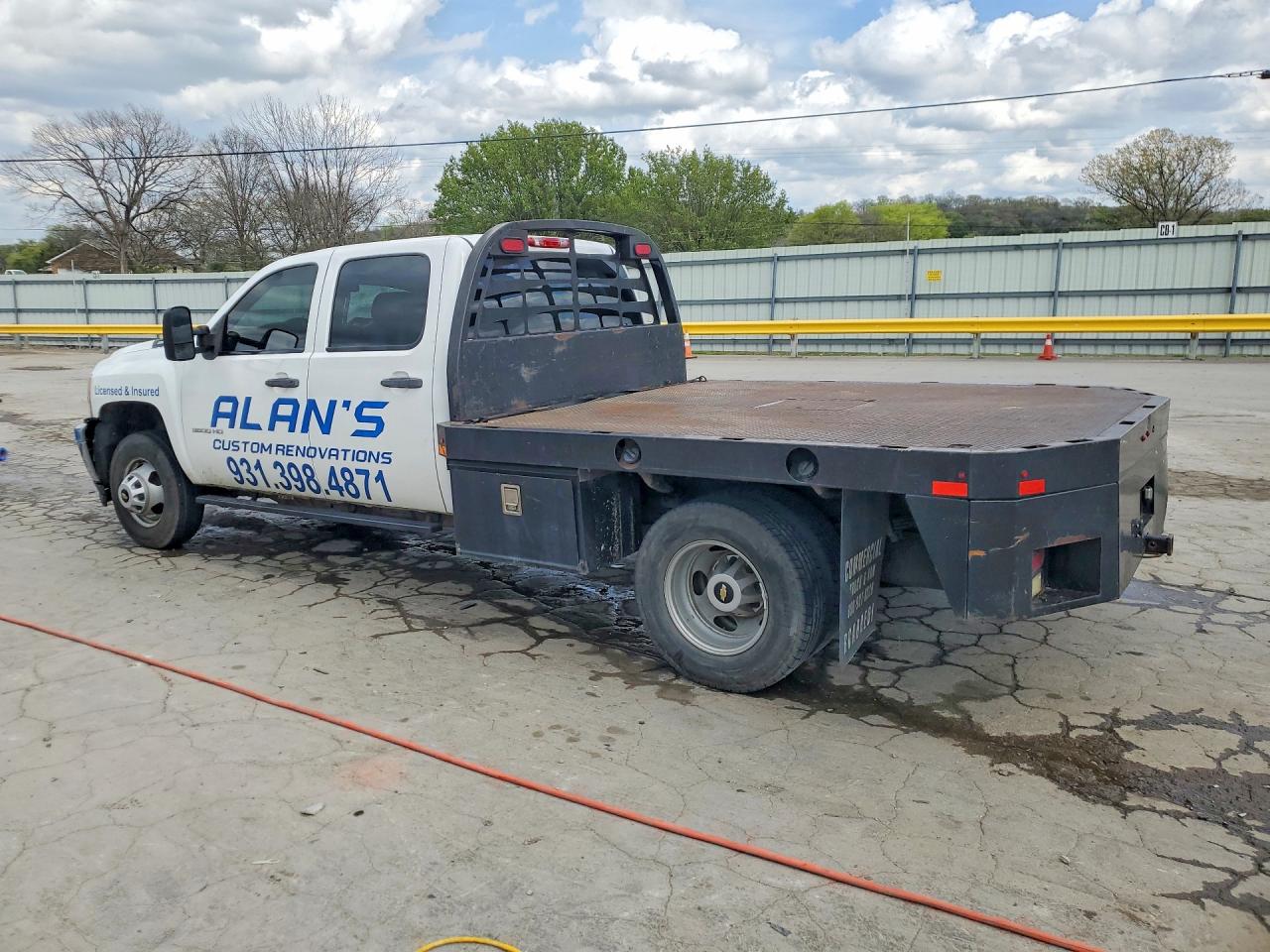 2014 CHEVROLET SILVERADO FLATBED TRUCK photo 4