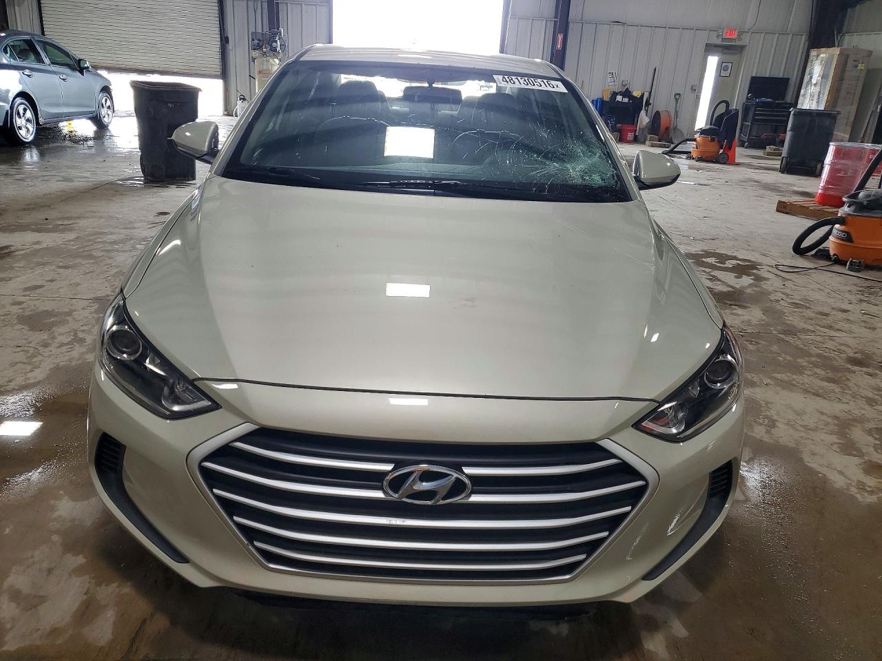 2017 HYUNDAI ELANTRA SE photo 5