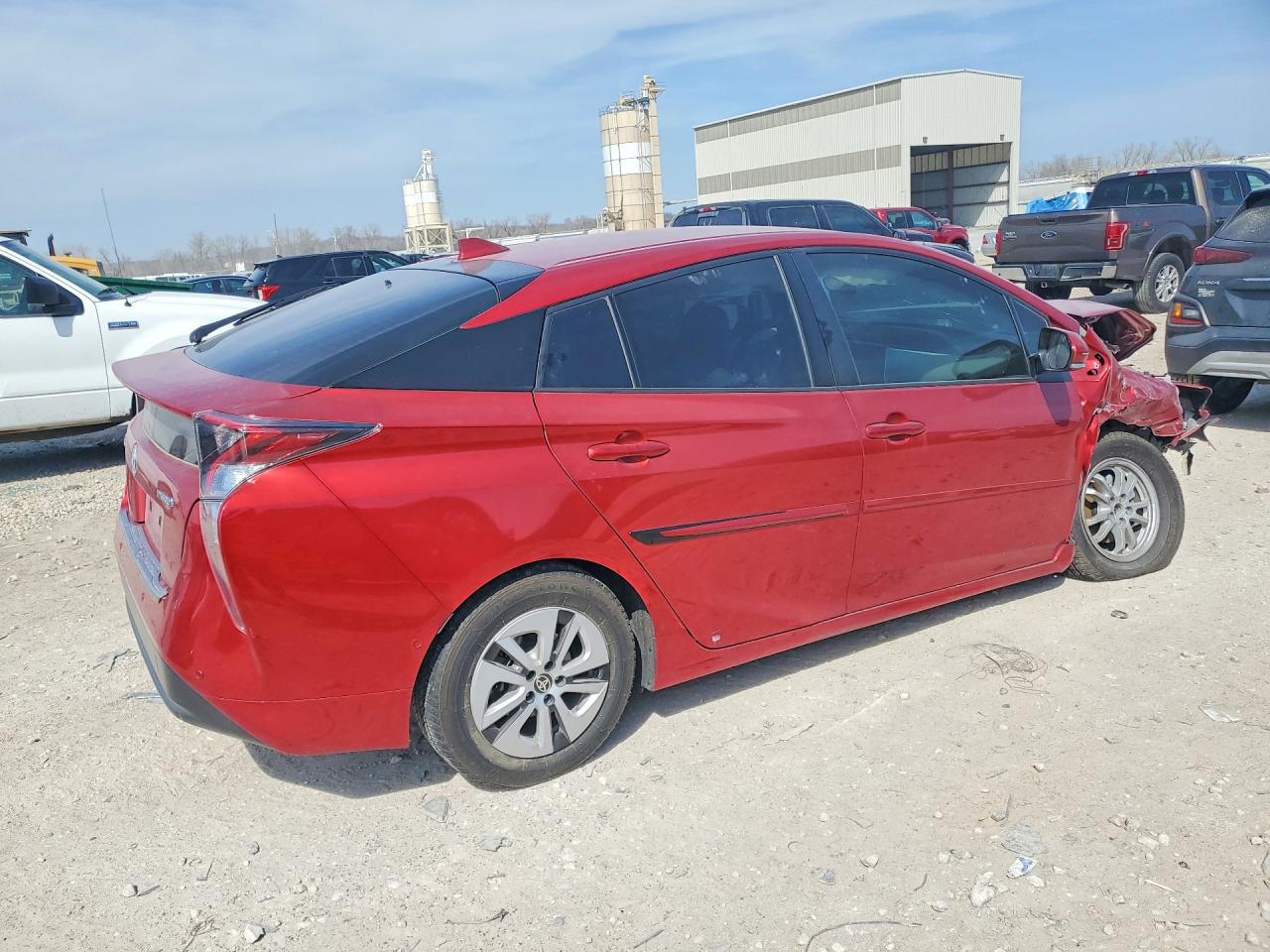 2018 TOYOTA PRIUS TWO photo 5